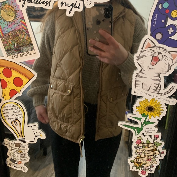 ✨J Crew Beige Vest Size Small ✨ - Picture 3 of 5